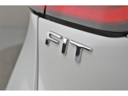 2022 Honda Fit 1.5 HEV E-CVT *CARPLAY*ANDROID*REVERSE CAM*PARK SENSORS* €19,280 thumbnail