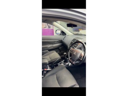 2014 Mitsubishi ASX - thumbnail 9