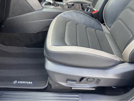 2024 Volkswagen Amarok AVENTURA V6 TDI 4M DC 4MOTION €61,900 thumbnail