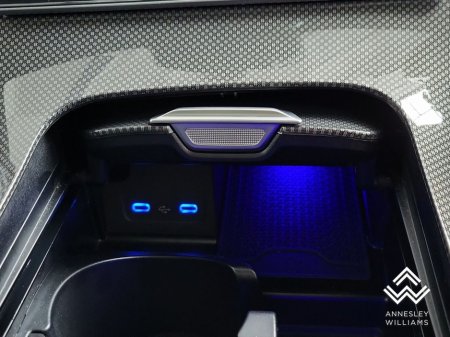 2025 Mercedes-Benz C Class - thumbnail 21