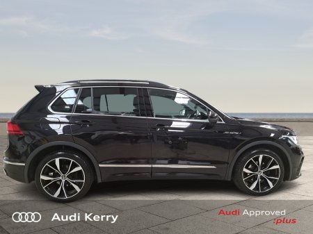 2023 Volkswagen Tiguan 2.0 TDI R LINE SA 5DR A €40,900 thumbnail