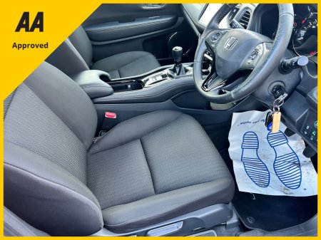 2016 Honda HR-V 2016 HONDA HRV 1.6iDTEC ES €10,950 thumbnail