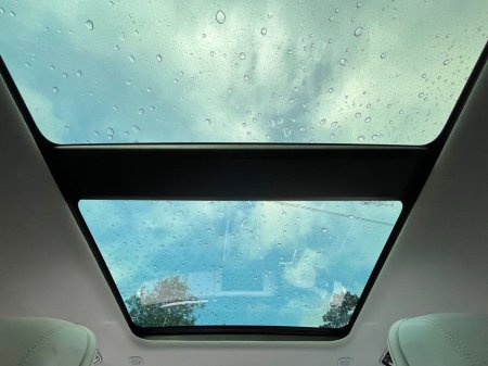 2023 Land Rover Range Rover Sport SE P440E NEW MODEL EIGER GREY WITH IVORY €87,995