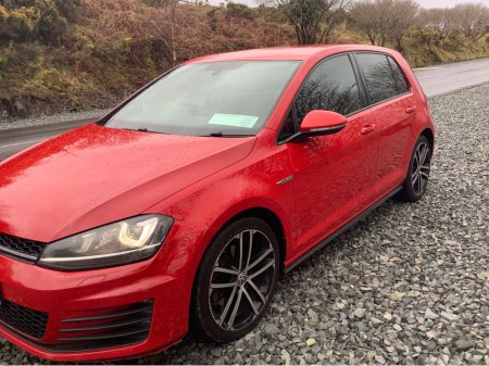 2014 Volkswagen Golf - thumbnail 18