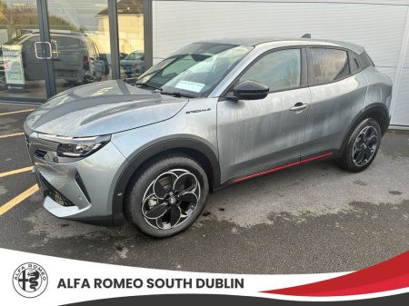 2026 Alfa Romeo Junior "ELETTRICA SPECIALE" Electric EV, 54kW, 156bhp €36,995 thumbnail