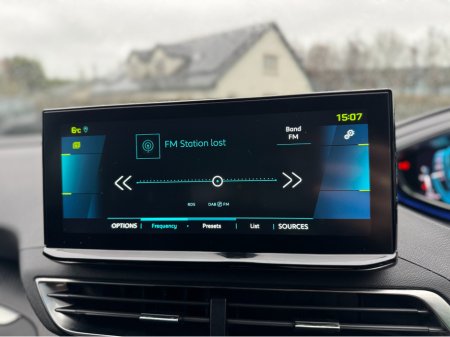 2022 Peugeot 3008 - thumbnail 11