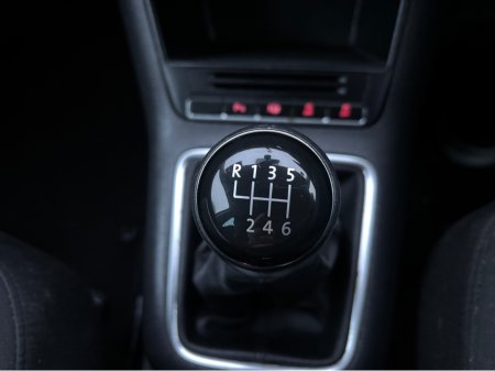 2015 Volkswagen Tiguan 2.0 TDI MATCH BLUEMOTION 2WD 1 140PS 5DR €10,250 thumbnail