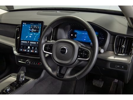 2025 Volvo XC90 - thumbnail 9