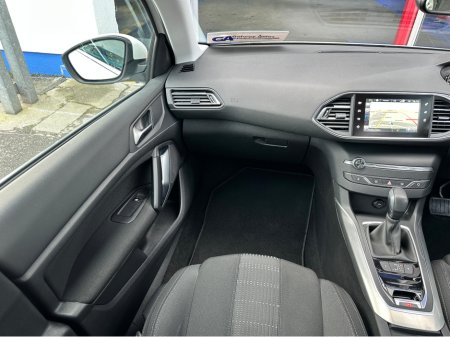 2016 Peugeot 308 ALLURE 2.0 HDI-AUTOMATIC-LOW MILES €12,450 thumbnail