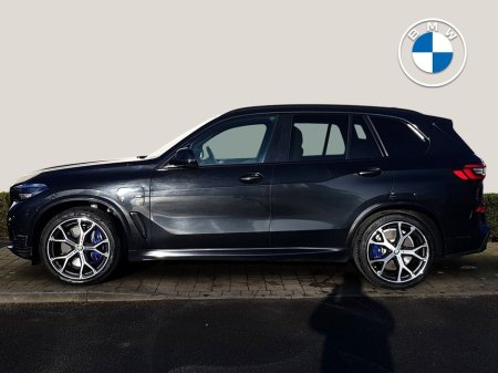 2020 BMW X5 xDrive45e M Sport €53,995 thumbnail