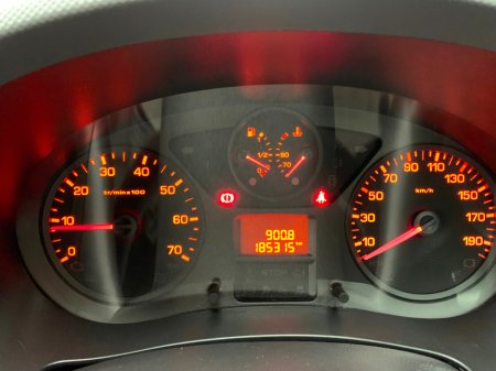 2017 Peugeot Partner 1.6 HDI 75BHP PROFESSIONAL 3 SEATER // PRICE EXCL. VAT // ONE OWNER // EXCELLENT SERVICE HISTORY // €6,463 thumbnail