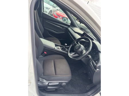 2024 Mazda Mazda3 - thumbnail 6