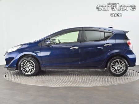 2019 Toyota Aqua - thumbnail 6