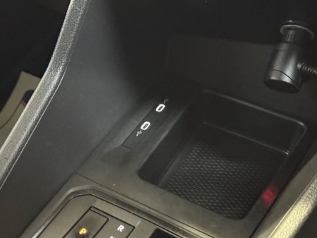 2023 Volkswagen Caddy Cargo ED TDI 122HP *AUTOMATIC* // LOW MILEAGE ONLY 27000KM // SAME DAY FINANCE // MOONSTONE GREY €23,950 thumbnail