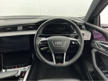 2022 Audi e-tron - thumbnail 8