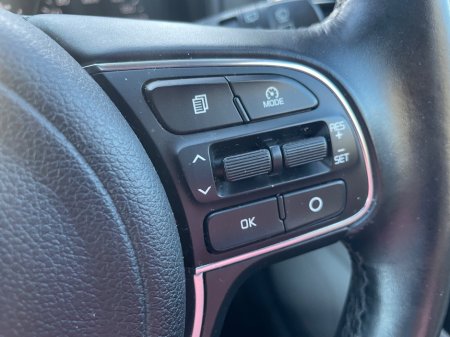 2017 Kia Sportage 1.7 PLATINUM €12,995 thumbnail