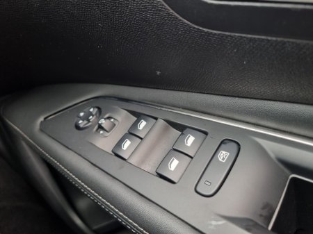 2019 Peugeot 3008 - thumbnail 26