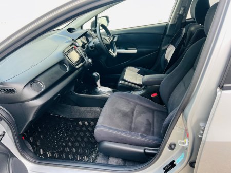 2013 Honda Insight - thumbnail 11