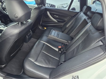 2014 BMW 3 Series - thumbnail 14