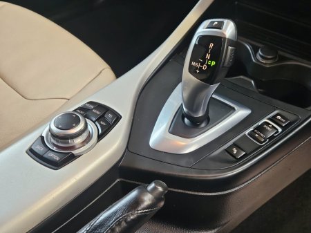 2017 BMW 1 Series 116d SE thumbnail