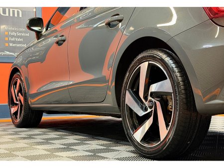 2016 Audi A1 1.0TFSI 95HP S Tronic SE €14,750 thumbnail