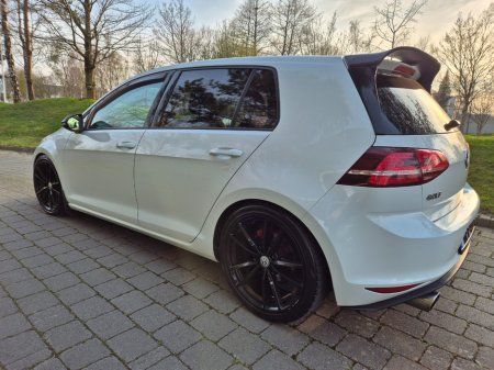 2016 Volkswagen Golf - thumbnail 7