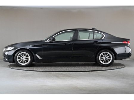 2021 BMW 5 Series - thumbnail 5