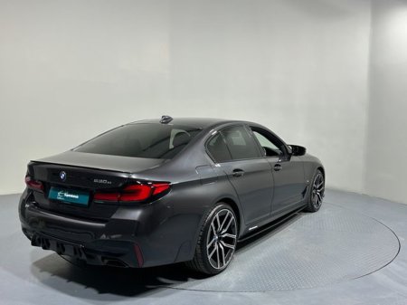 2020 BMW 5 Series - thumbnail 7
