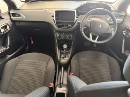 2018 Peugeot 208 - photo 6