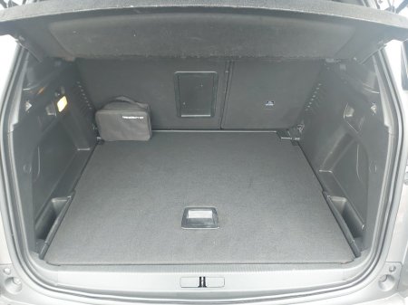 2021 Peugeot 3008 - thumbnail 32