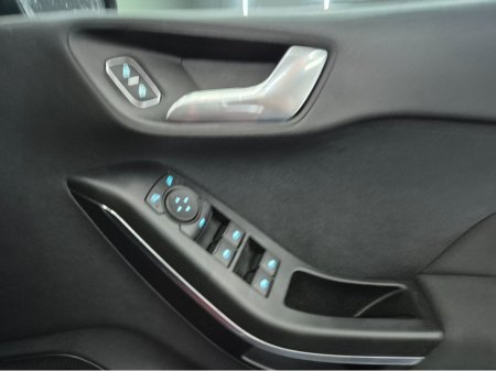 2022 Ford Fiesta - thumbnail 15