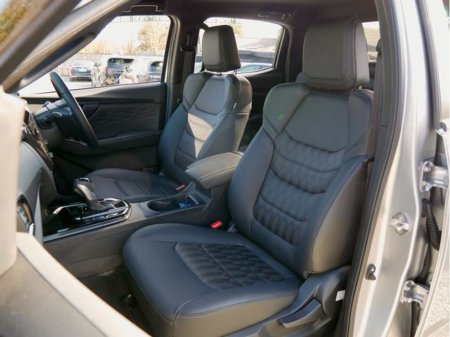 2025 Isuzu D-MAX - thumbnail 19