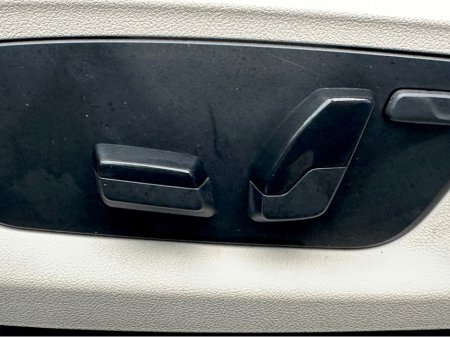 2017 BMW 5 Series M SPORT 4DR AUTO thumbnail