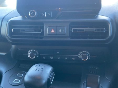 2025 Fiat Doblo SWB 1.5 100HP 650KG 4DR €21,495 thumbnail