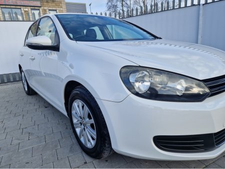 2012 Volkswagen Golf - thumbnail 2