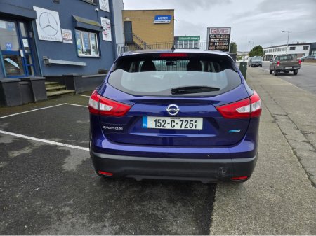 2015 Nissan Qashqai - thumbnail 6