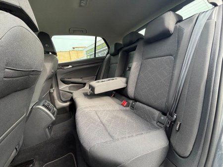 2022 Volkswagen Golf - thumbnail 10