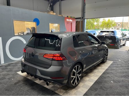 2018 Volkswagen Golf - photo 2