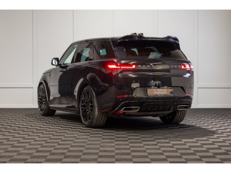 2024 Land Rover Range Rover Sport - thumbnail 4