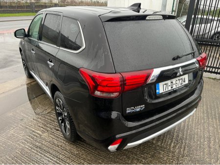 2017 Mitsubishi Outlander 2.0 PHEV AUTO LOW KMS €17,450 thumbnail