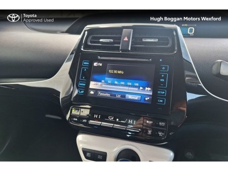 2017 Toyota Prius - thumbnail 16