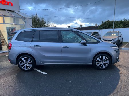2019 Citroen C4 SpaceTourer GRAND S/TOURER 1.5 BLUE 130 FEEL 5DR 1.5BHDI 130PS €17,950 thumbnail