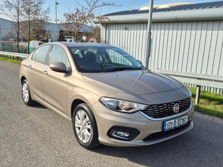2017 Fiat Tipo - thumbnail 3