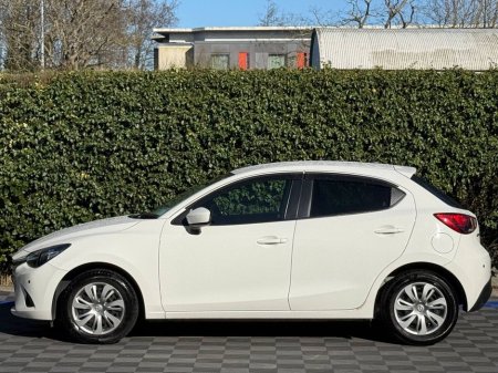 2016 Mazda Demio - thumbnail 3
