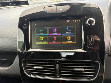 2019 Renault Clio - thumbnail 19