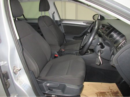 2021 Volkswagen Golf TRENDLINE 1.6 TDI - FINANCE & SCRAPPAGE AVAILABLE €19,895 thumbnail