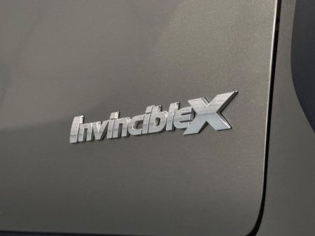 2023 Toyota Hilux - thumbnail 2