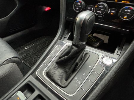 2018 Volkswagen Golf - thumbnail 11