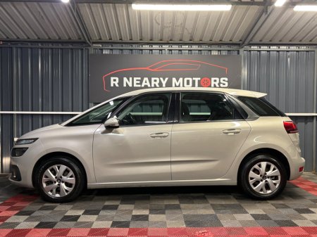2017 Citroen C4 BlueHDi 100 Touch €9,950 thumbnail