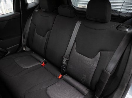 2015 Jeep Renegade - thumbnail 19